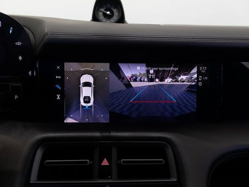 Used 2020 Porsche Taycan Turbo S image 37