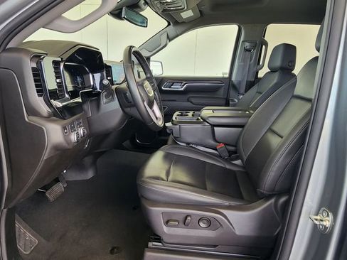 Used 2025 GMC Sierra 1500 SLT AWD/4WD image 19