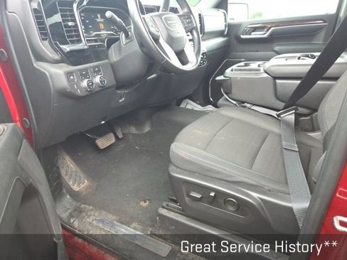 Used 2024 GMC Sierra 1500 Elevation AWD/4WD image 8
