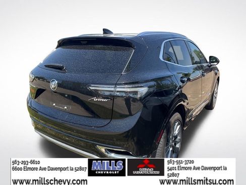 Used 2022 Buick Envision Avenir w/ Technology Package II AWD/4WD image 3