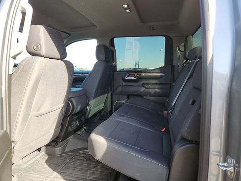 Used 2024 GMC Sierra 1500 Elevation image 12