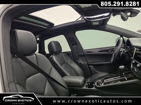 Used 2023 Porsche Macan S AWD/4WD image 11