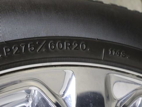 Used 2014 RAM 1500 Laramie AWD/4WD image 44