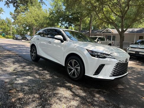 Used 2024 Lexus RX 350 Premium w/ Cold Area Package FWD image 3