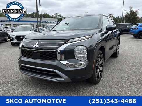 Used 2025 Mitsubishi Outlander SE FWD image 1