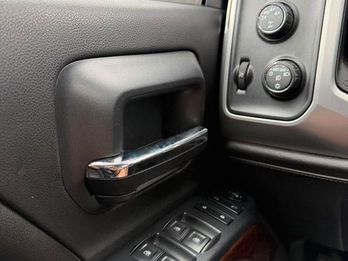 Used 2015 GMC Sierra 1500 SLE w/ SLE Value Package AWD/4WD image 22