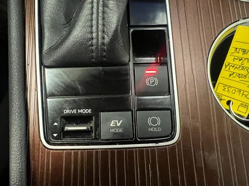 Used 2021 Toyota Sienna XLE w/ XLE Plus Package image 44