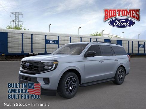 New 2025 Ford Expedition Active image 1
