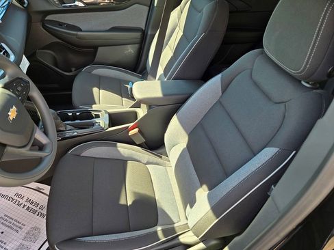 New 2026 Chevrolet TrailBlazer LT w/ Driver Confidence Package AWD/4WD image 6