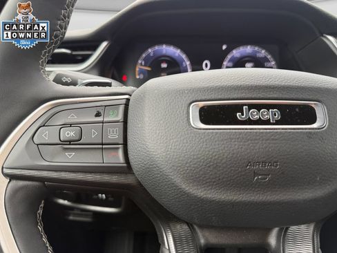 Used 2025 Jeep Grand Cherokee L Laredo w/ Luxury Tech Group I AWD/4WD image 25