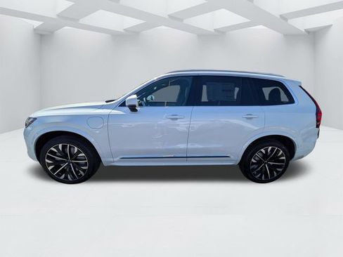 New 2026 Volvo XC90 T8 Plus w/ Protection Package Premier AWD/4WD image 7