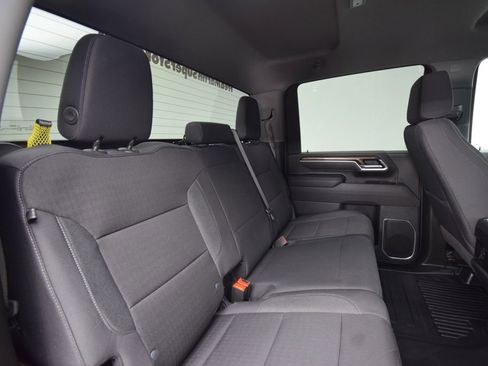 Used 2025 Chevrolet Silverado 2500 LT AWD/4WD image 23
