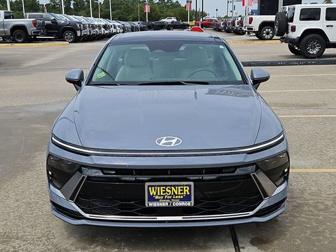 Used 2024 Hyundai Sonata SEL w/ Convenience Package FWD image 2