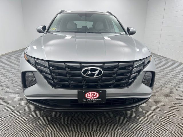 Used 2023 Hyundai Tucson SEL w/ Convenience Package AWD/4WD image 3