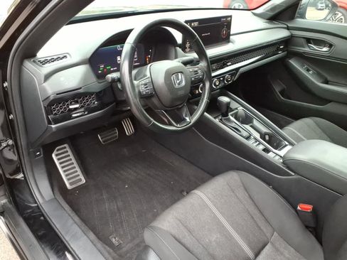Used 2024 Honda Accord Sport image 13