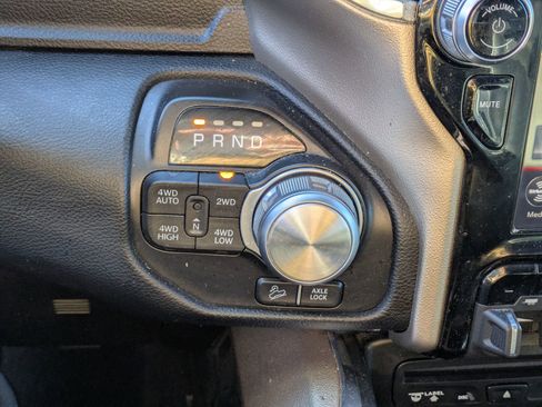 Used 2019 RAM 1500 Laramie image 22