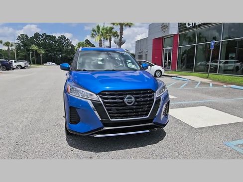 Used 2021 Nissan Kicks SV FWD image 19