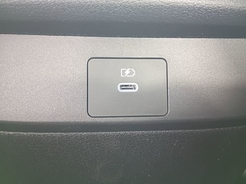 New 2026 Nissan Sentra SV w/ SV Convenience Package FWD image 24