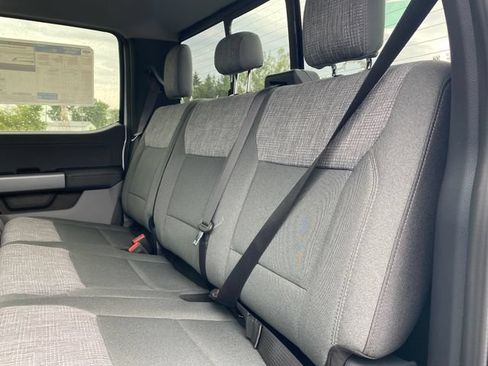 New 2026 Ford F250 XLT w/ XLT Premium Package AWD/4WD image 17