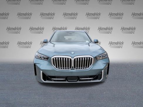 New 2026 BMW X5 xDrive50e image 5