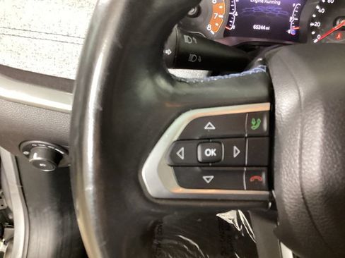 Used 2022 Jeep Compass Latitude w/ Convenience Group FWD image 19
