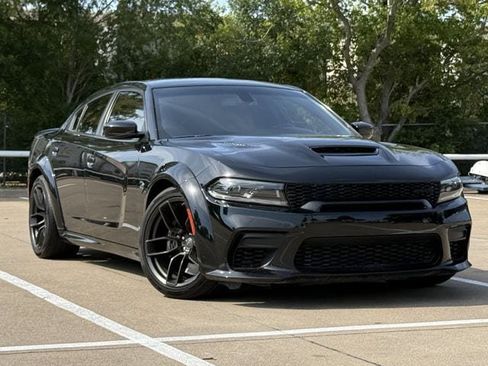 Used 2023 Dodge Charger SRT Hellcat RWD image 2