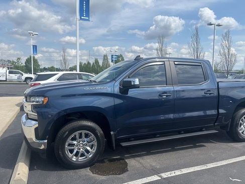 Used 2020 Chevrolet Silverado 1500 LT w/ LT Value Package image 14