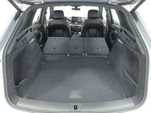 Used 2025 Audi Q5 2.0T Premium image 38