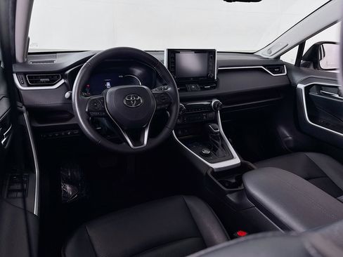 Certified 2020 Toyota RAV4 Limited AWD/4WD image 19