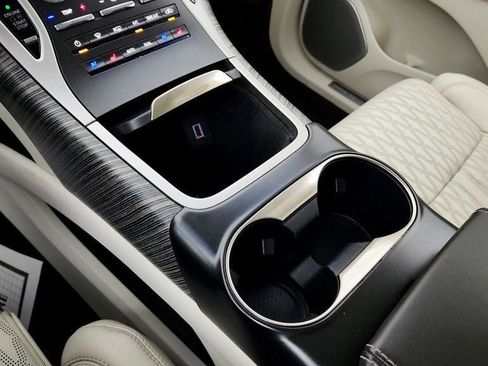 Used 2020 Lincoln Nautilus Black Label w/ Cargo Utility Package image 17