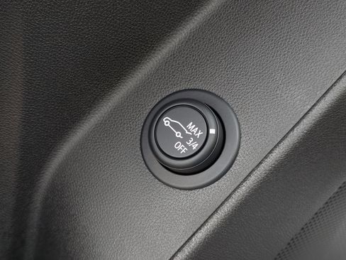 Used 2024 Chevrolet Equinox LT w/ LPO, Floor Liner Package image 28