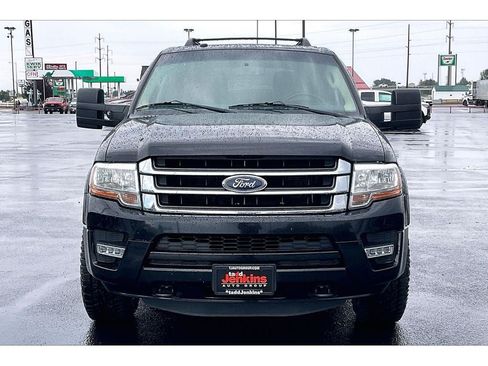 Used 2016 Ford Expedition XLT AWD/4WD image 3