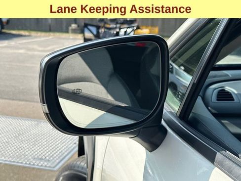 Certified 2024 Subaru Crosstrek 2.0i Premium image 8