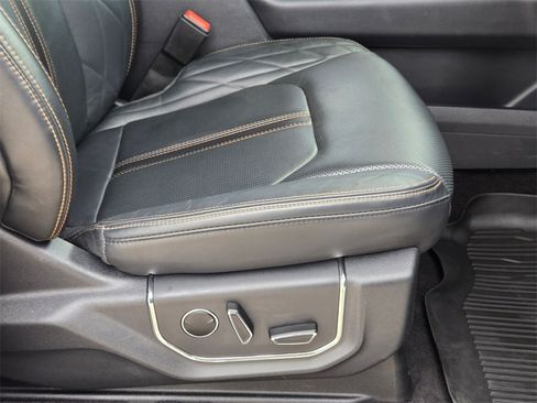 Used 2023 Ford Expedition Max Platinum image 28