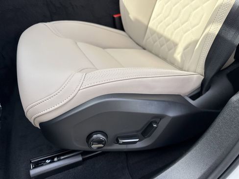 New 2026 Volvo XC60 B5 Plus w/ Protection Package Premier image 11