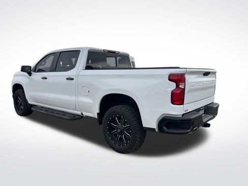 Used 2021 Chevrolet Silverado 1500 LT Trail Boss image 3