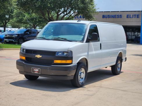 New 2025 Chevrolet Express 2500 w/ Driver Convenience Package image 10