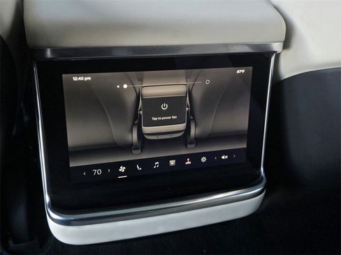 Used 2022 Tesla Model S image 13