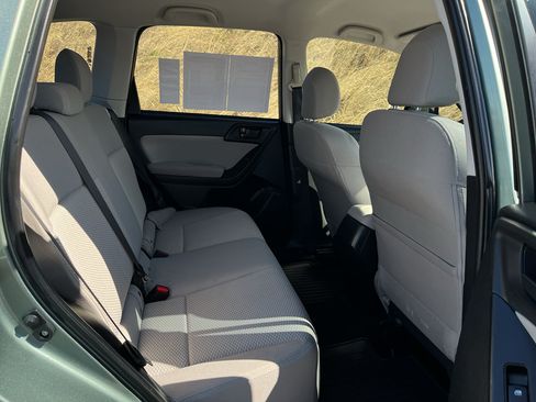 Used 2014 Subaru Forester 2.5i AWD/4WD image 27