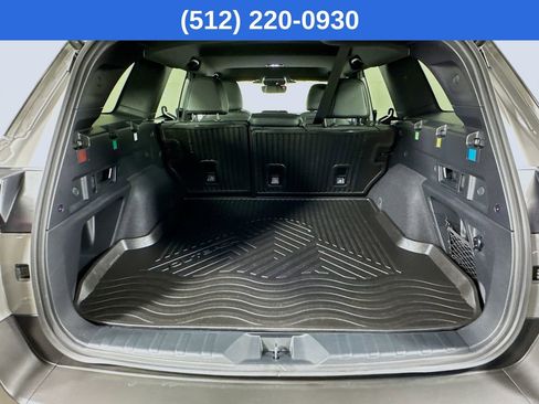 Used 2026 Subaru Outback Premium AWD/4WD image 32