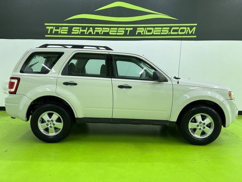 Used 2012 Ford Escape XLS FWD image 11