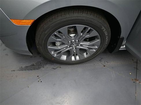 New 2026 Honda Odyssey Touring image 42