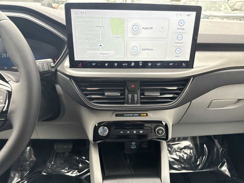 Used 2023 Ford Escape Active w/ Tech Pack #2 image 30