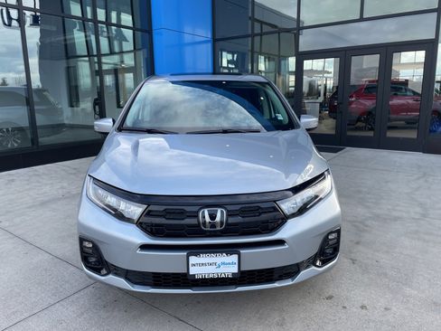 New 2026 Honda Odyssey Elite image 2