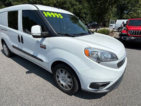 Used 2019 RAM ProMaster City Tradesman SLT FWD image 5