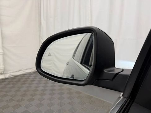 Used 2023 BMW X7 xDrive40i w/ Premium Package AWD/4WD image 21