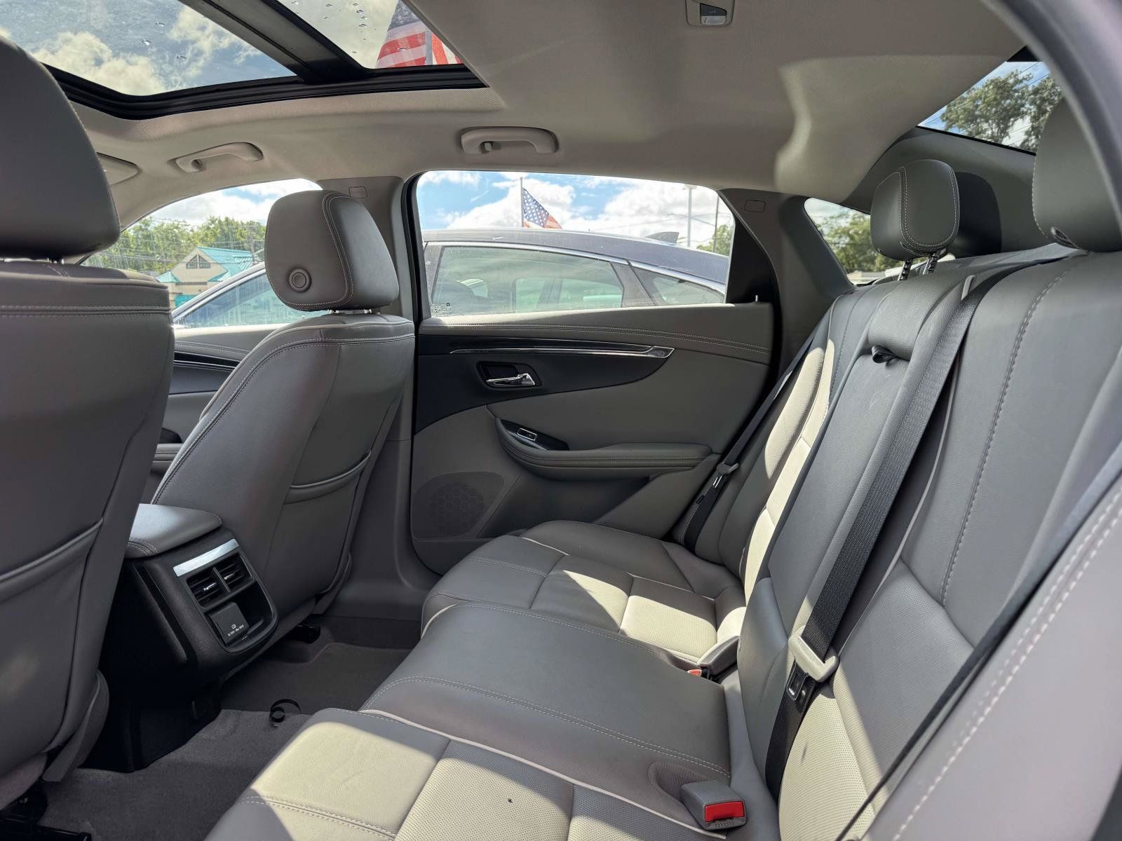 Used 2019 Chevrolet Impala Premier FWD image 8