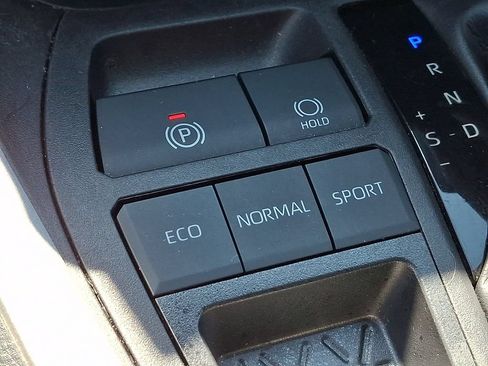 Used 2024 Toyota RAV4 LE FWD image 23