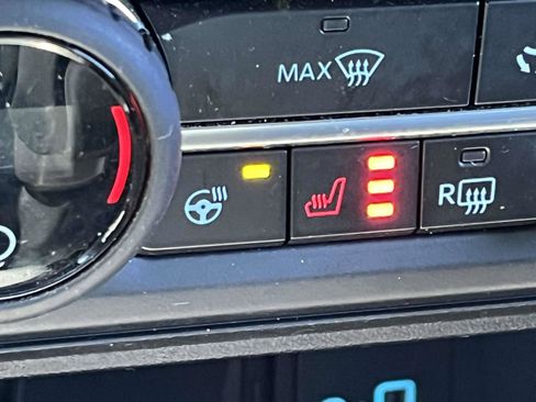 Used 2024 Ford Bronco Outer Banks image 24