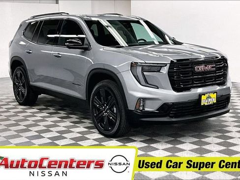 Used 2025 GMC Acadia Elevation w/ Elevation Premium Package image 1